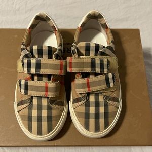 Burberry Velcro sneakers